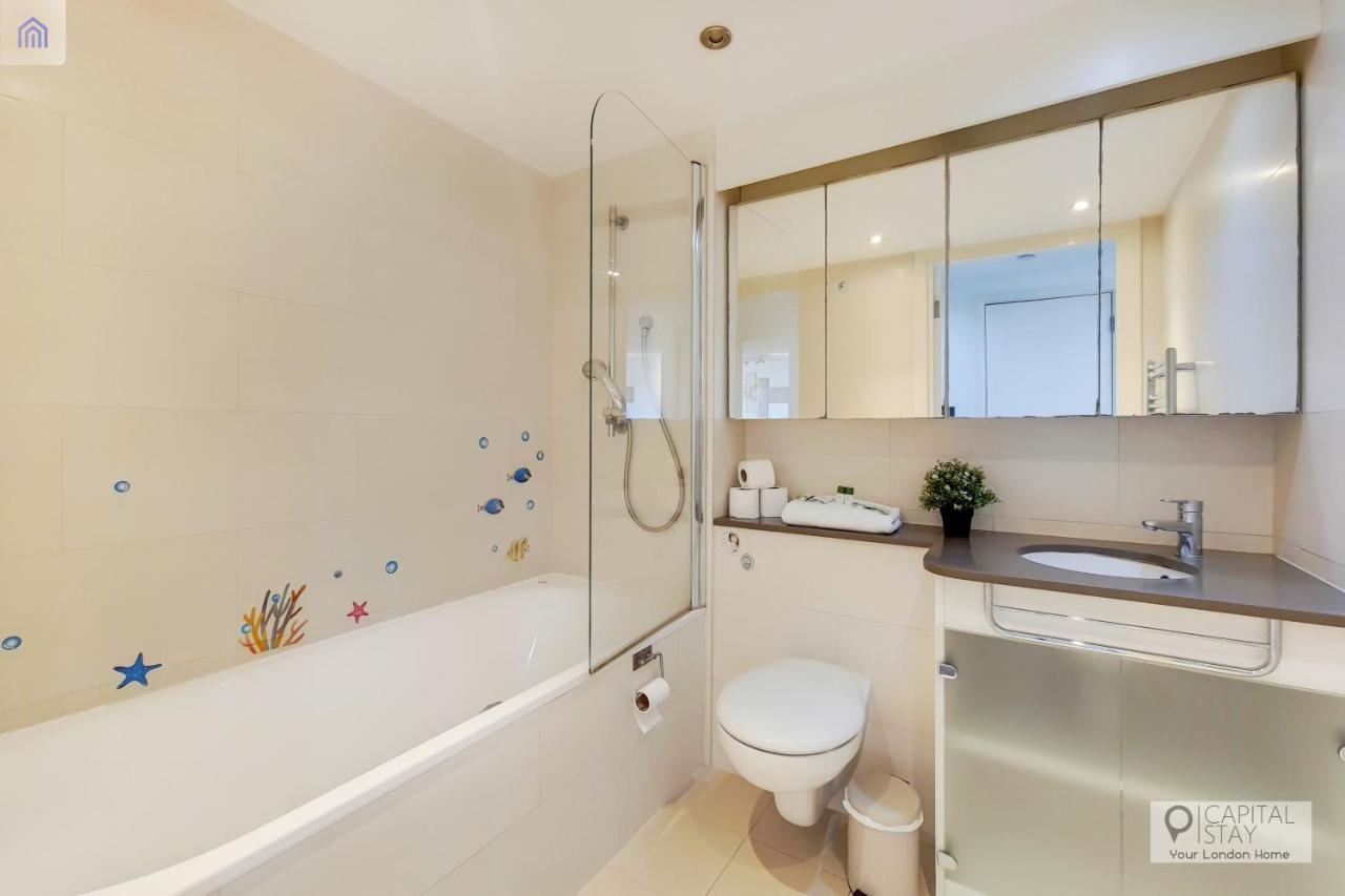 Fully Serviced Two Bed Apartment By Excel & O2 Лондон Екстер'єр фото
