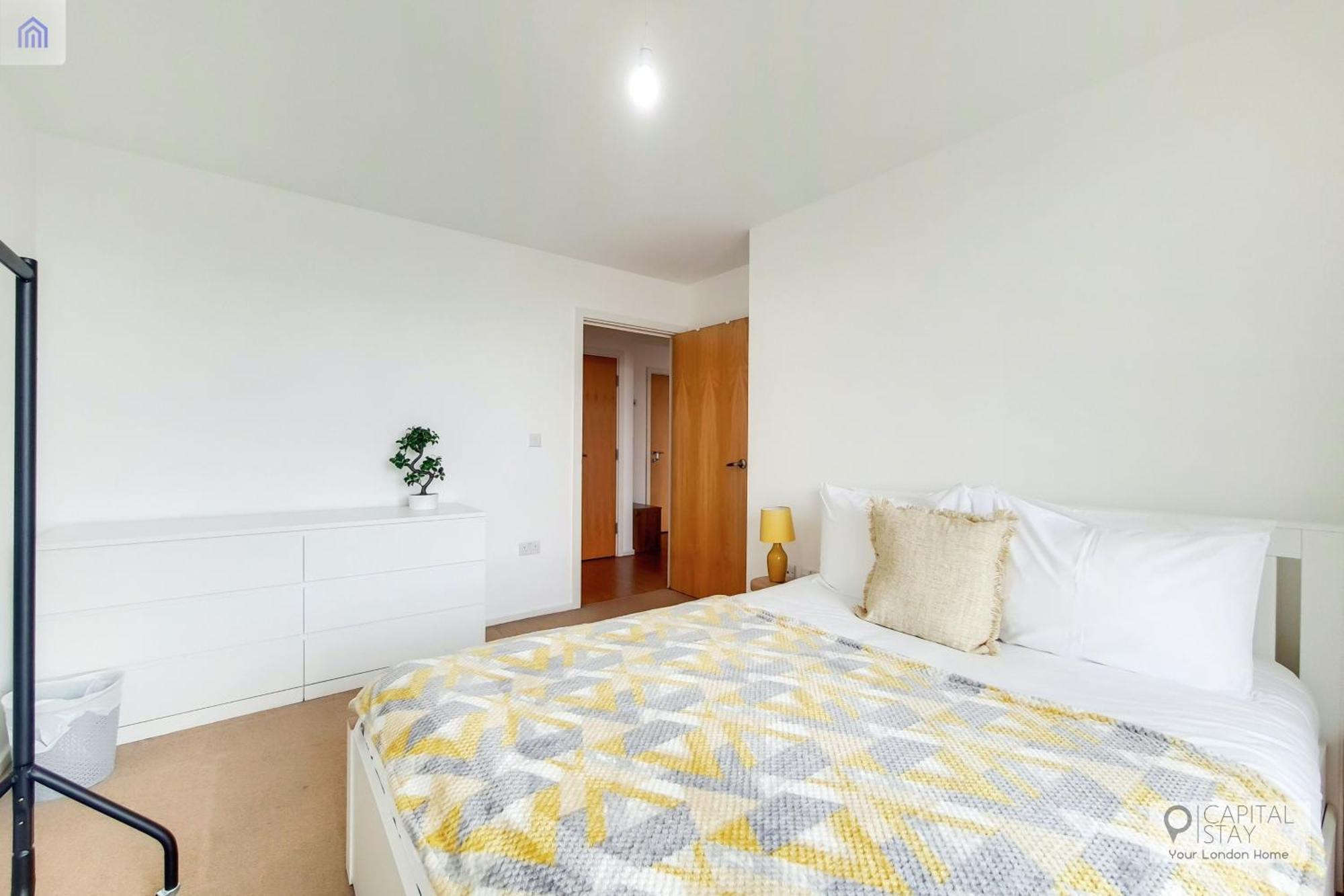 Fully Serviced Two Bed Apartment By Excel & O2 Лондон Екстер'єр фото